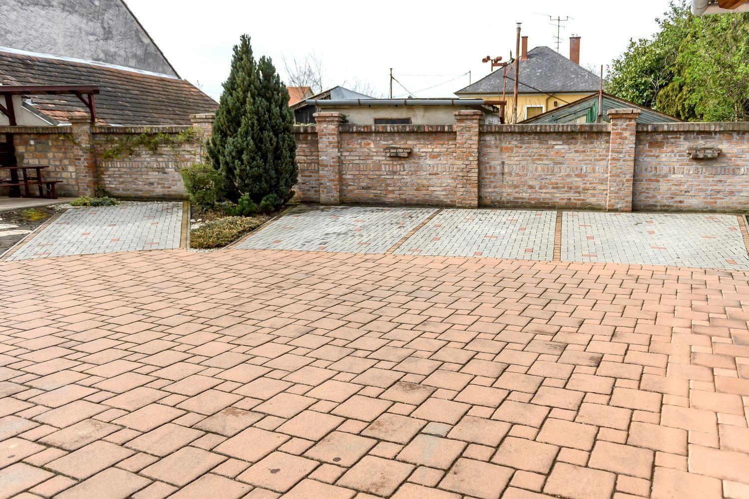 Cherry Apartmanhaz Sárvár Exteriör bild